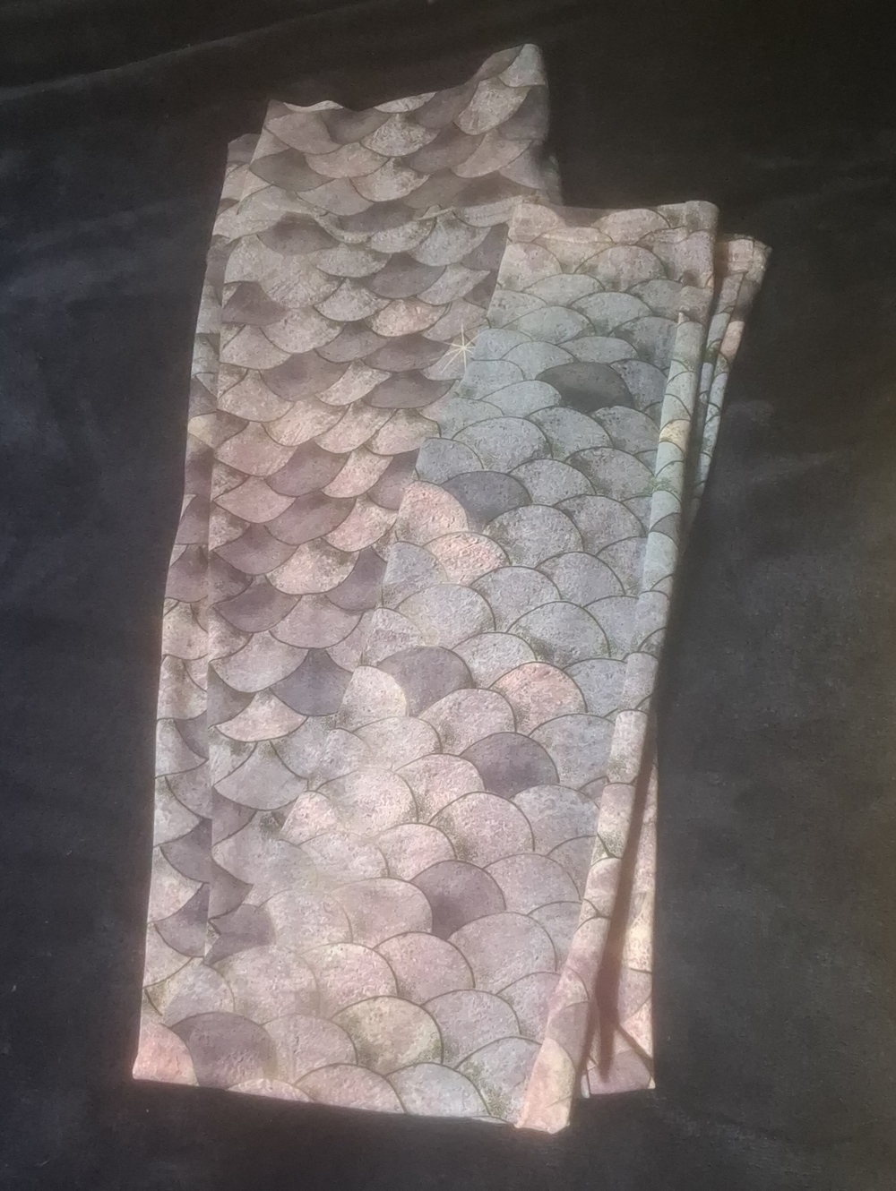 Eaglerock Werkshop Lavender Mermaid Scale Womens Leggings